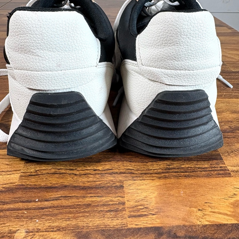 DV Dolce Vita Women’s Breela Sneakers Black White Tan Size 8.5 - Picture 7 of 9